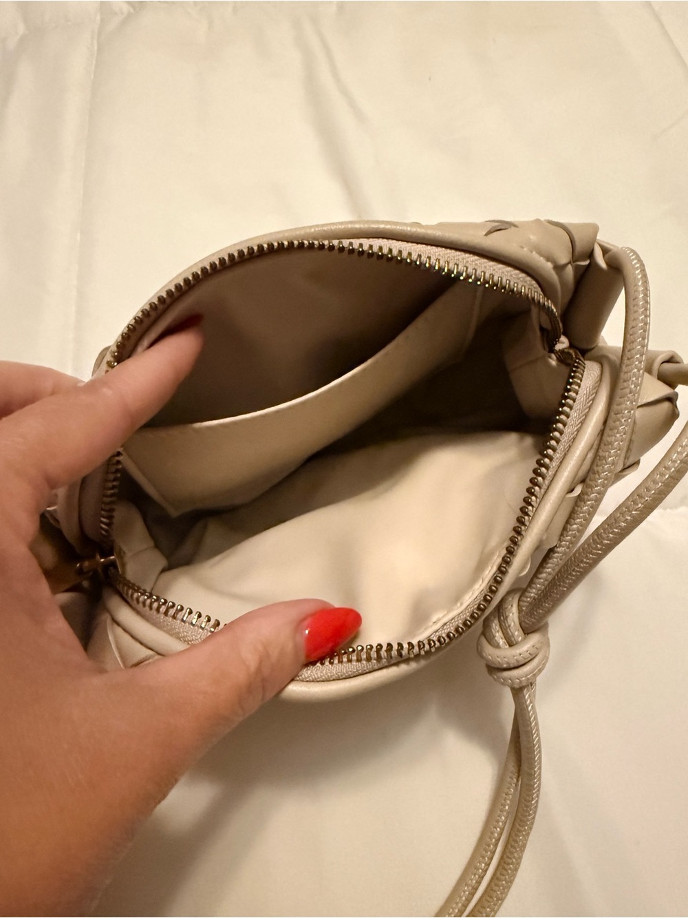 Target Woven Crossbody Bag in Taupe - Picture 3 of 4
